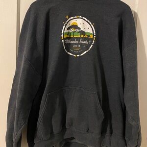 Milwaukee County Zoo Men’s 2XL Hoodie

No drawstring
